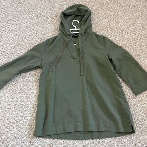 Light weight waiter sleeve shirt with hood and drawstring